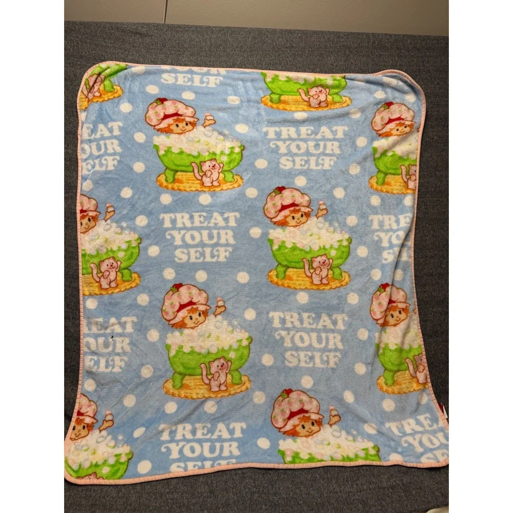 Strawberry Shortcake Treat Your Self Plush Throw Blanket Blue Polka Dot 2024